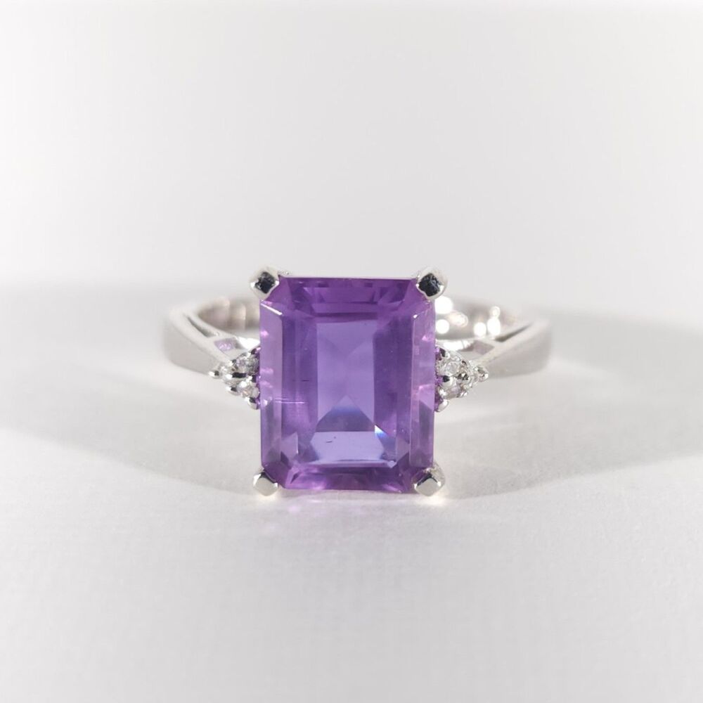 Alexite Color Change Ring Size 8 - Picture 2 of 7